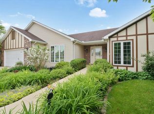 809 E Boone St, Tolono, IL