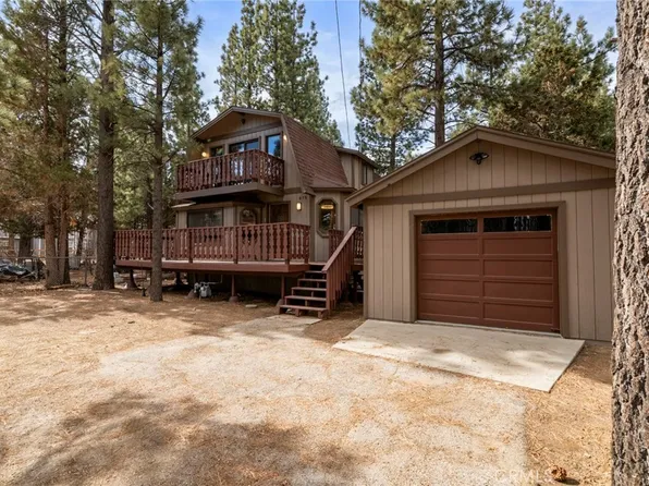 875 D Ln, Big Bear City, CA 92314