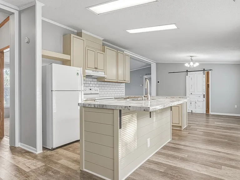 408 Ocean Spray Dr — Photo 17