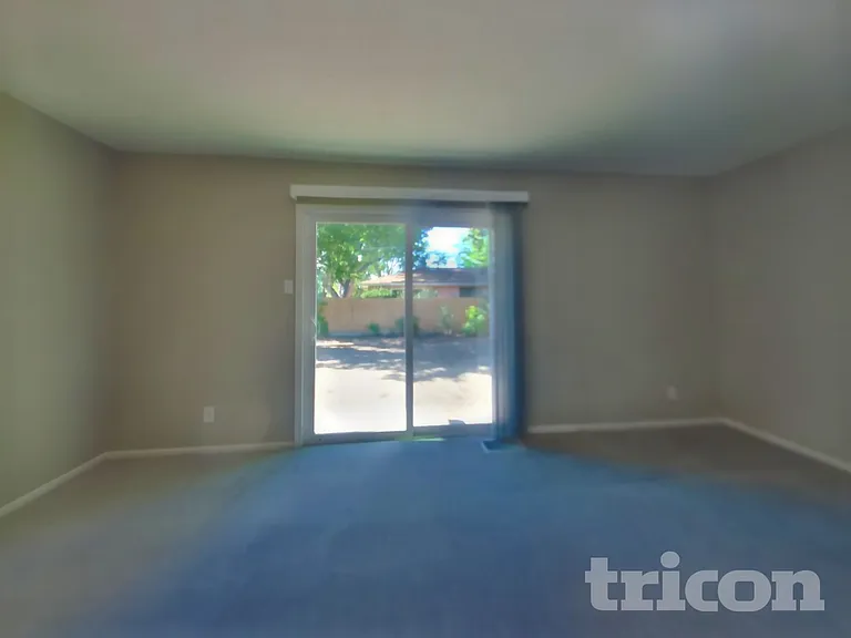 2830 Judith Ln — Photo 3