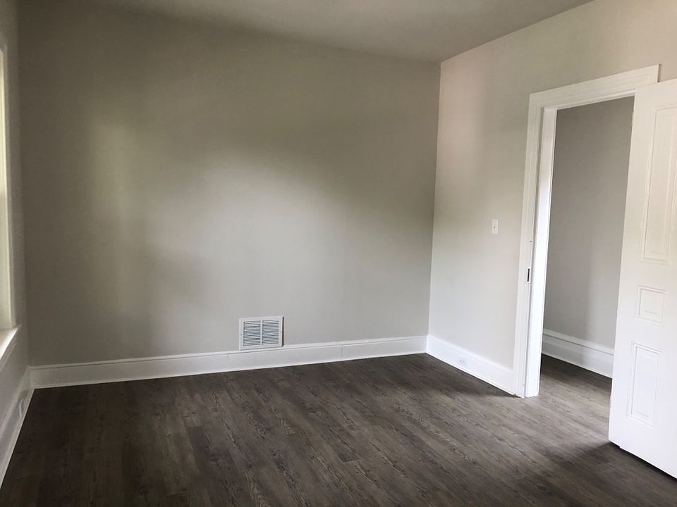 Unit Photo