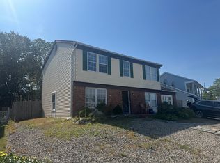 5 Compass Ln, Barnegat, NJ 08005