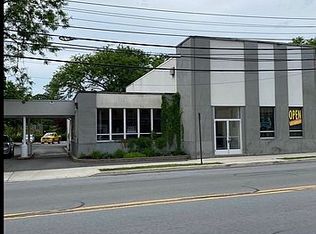 3 Pennsylvania Ave, Matamoras, PA 18336