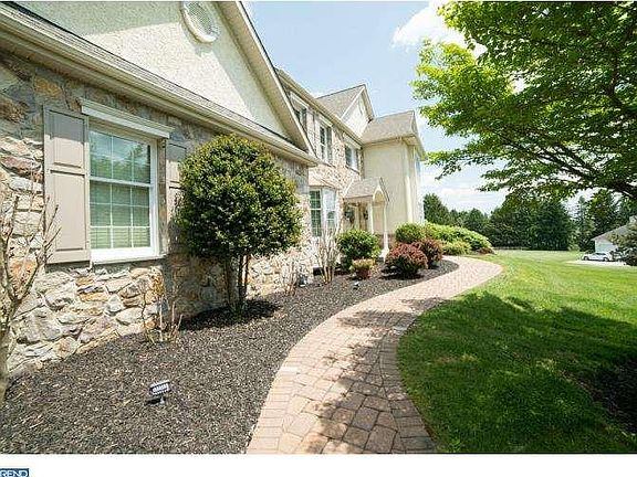 2nd image of 1105 Mellien Dr