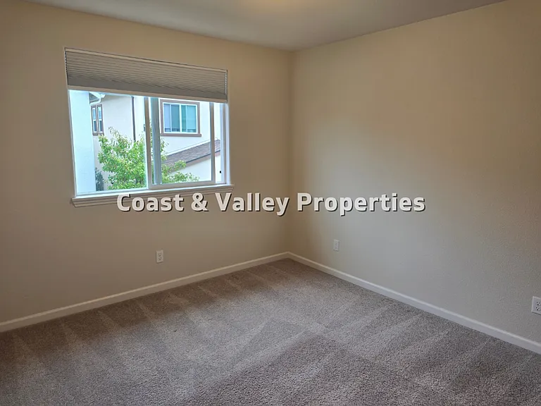 18907 Kilpatrick Ln — Photo 11