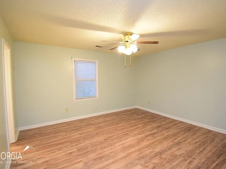 70 Covey Trl — Photo 15