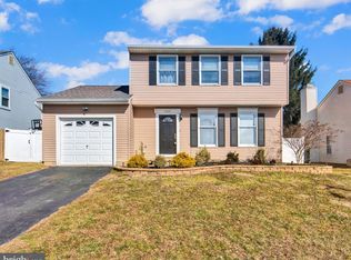 1315 Butterfield Ln, Bensalem, PA 19020