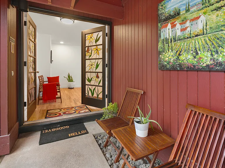 Entry way