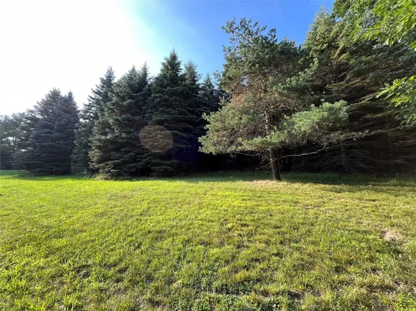 37 Grippen Hill Rd, Vestal, NY 13850