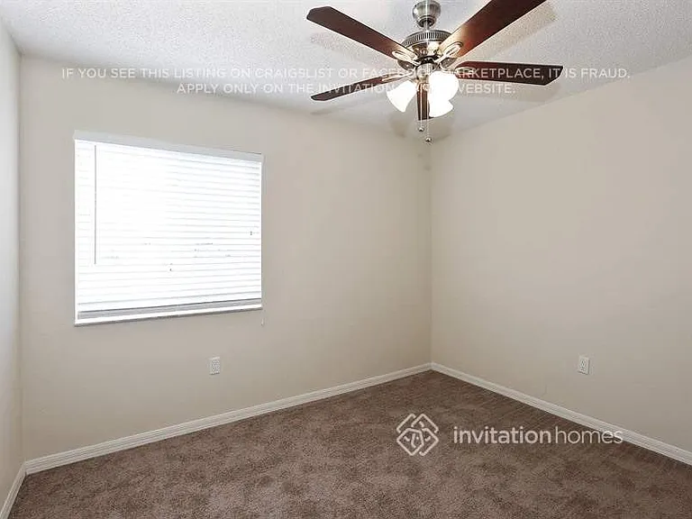 7651 NW 168th Ter — Photo 8