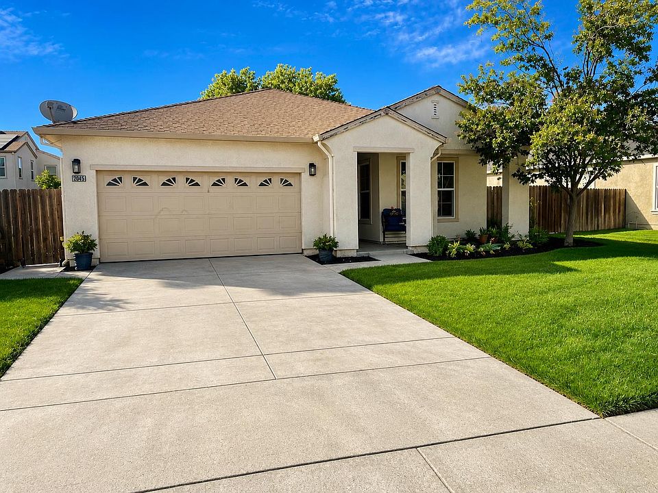 1st image of 2045 Mighty Oak Dr