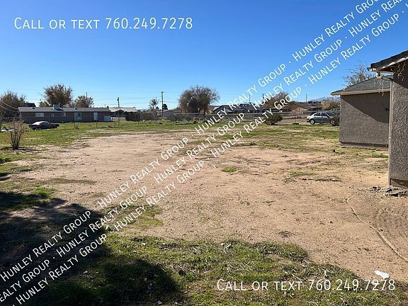 3rd image of 15459 Jasmine St