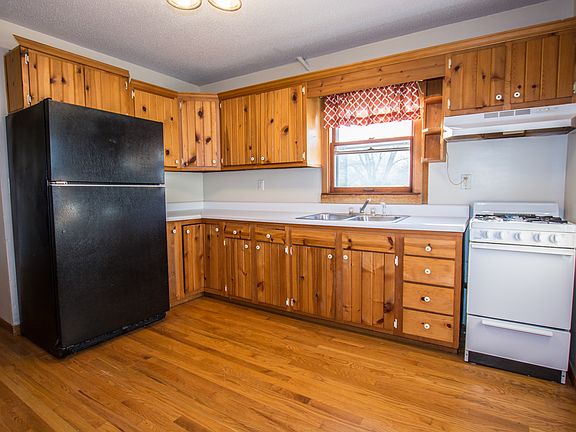 5th image of 1500 Highwood Dr NW