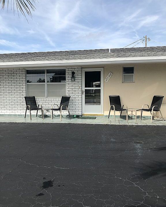 1st image of 2748 Ponce De Leon Blvd