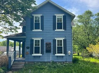 413 W Main St, South Amherst, OH 44001