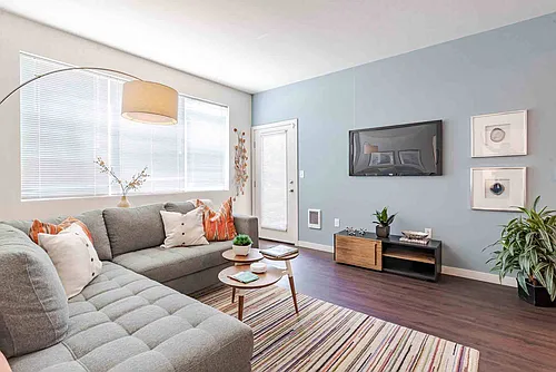 Ecco Apartments Photo 1