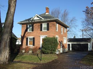 350 W High St, Fostoria, OH 44830