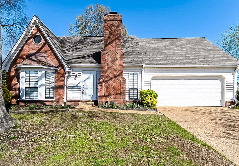 6686 Steeple Chase Cir
