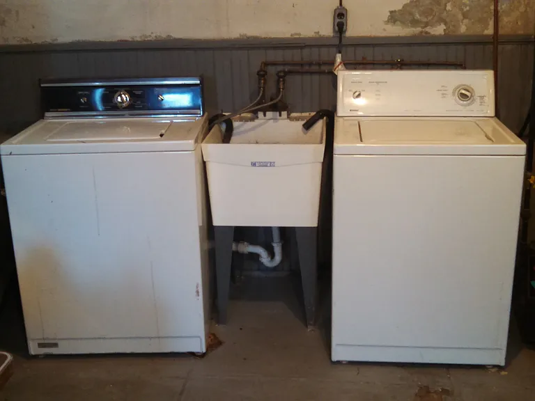 2401 Fairview Ave #2 — Photo 8