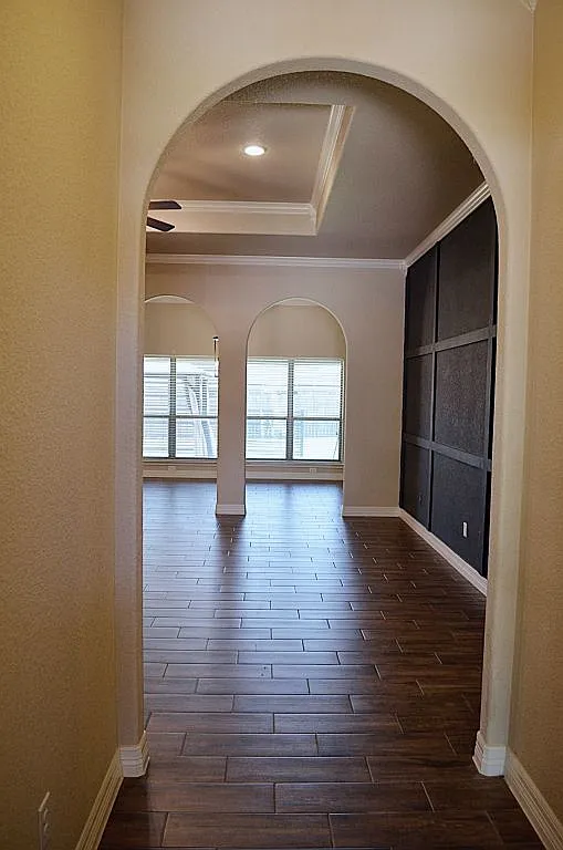 4 bed, 2.5 bath, 2053 sqft, $2,150 — Photo 3