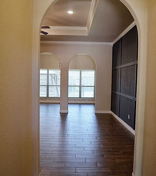 7609 Zircon Dr — Photo 3