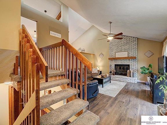 4th image of 4918 Lakeside Dr