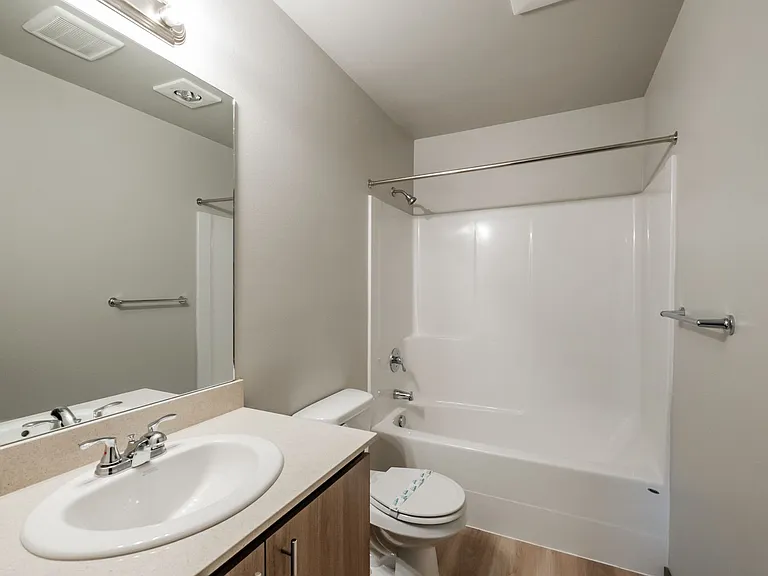 Jefferson Terrace Apartments — Photo 24