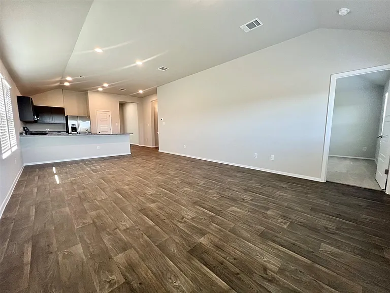 144 Edward R Gaytan St — Photo 21