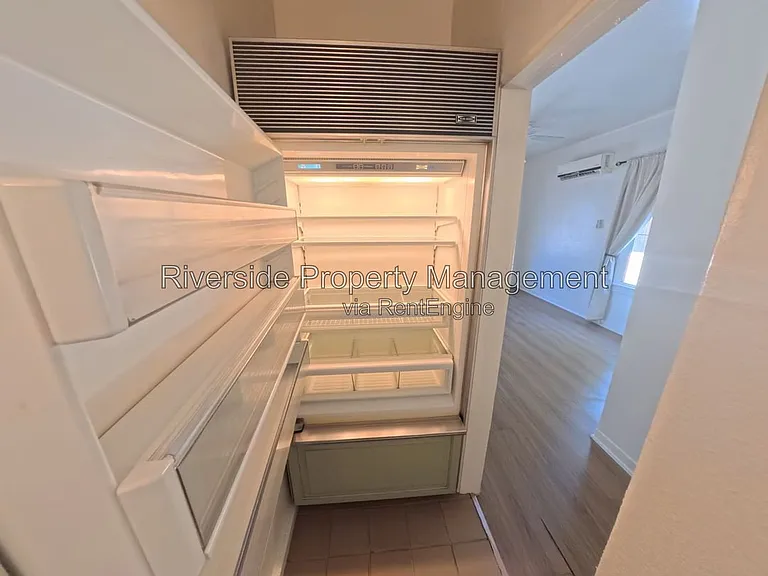 4566 Orange St #6 — Photo 16