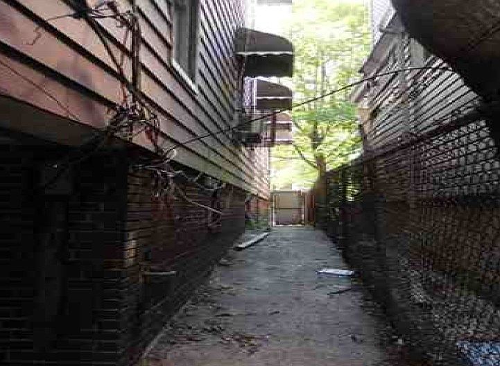 2nd image of 1960 Anthony Ave