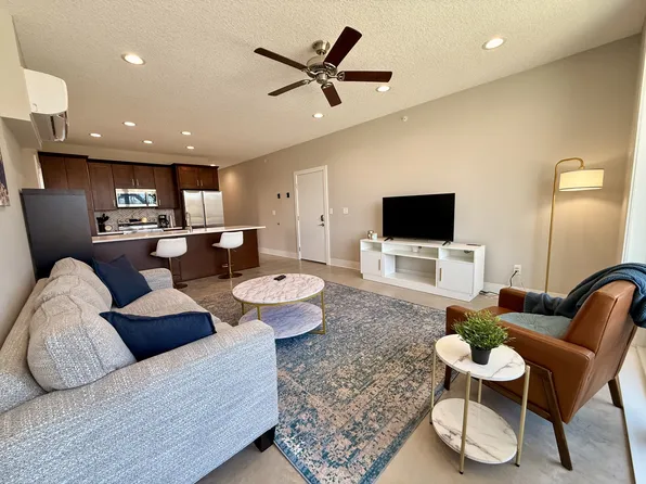 3933-3937 Kenwood Avenue - A1, 3933 Kenwood Ave, Kansas City, MO 64110