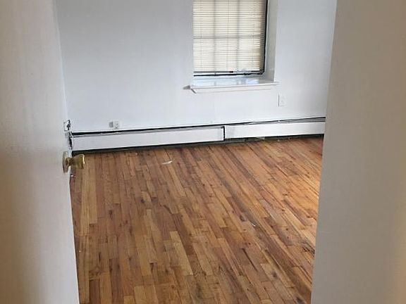 5th image of 10 Osborne Ter APT 4G