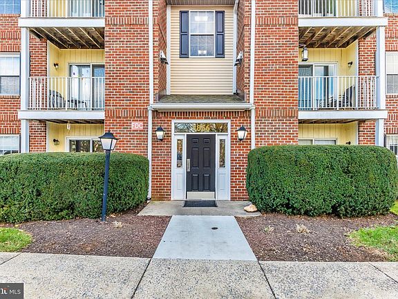 3rd image of 3856 Shadywood Dr Unit 3D