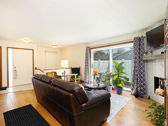 4th image of 1521 Pheasant Ridge Dr