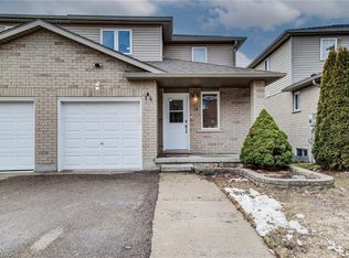 14 Schueller St, Kitchener, ON N2K 3W1