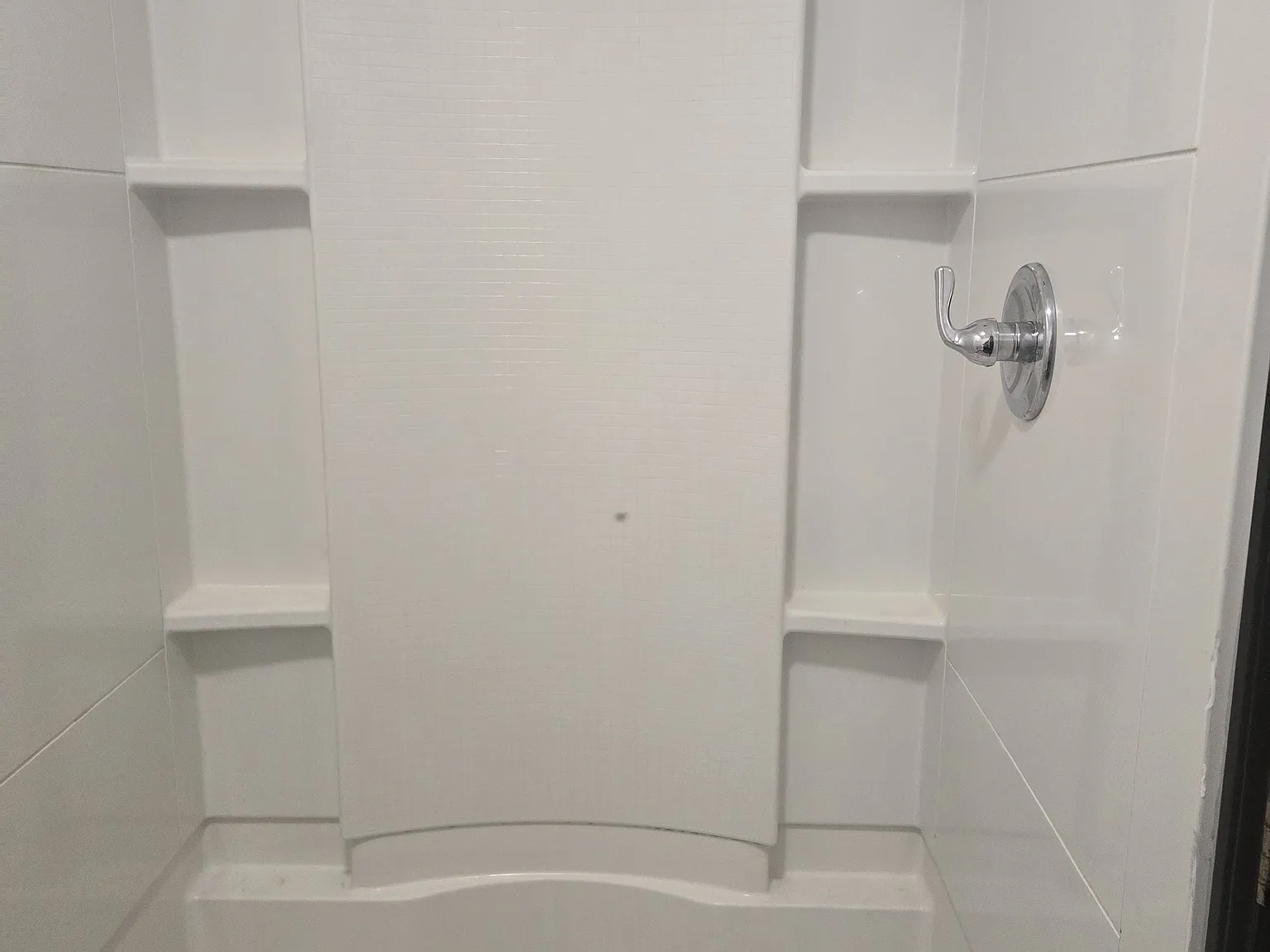 1 bed, 1.5 bath, 600 sqft, $1,850 — Photo 1