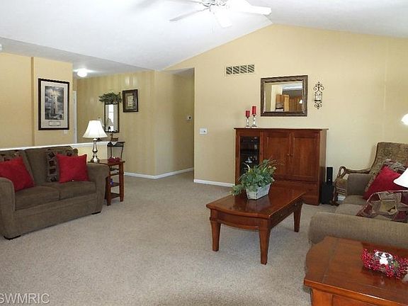 5th image of 1146 Southhill Dr NW
