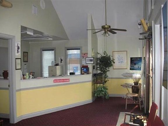 5th image of 1801 Maplewood Dr