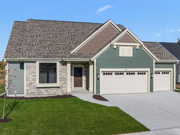 1252 Wild Rye LANE, Oconomowoc, WI 53066