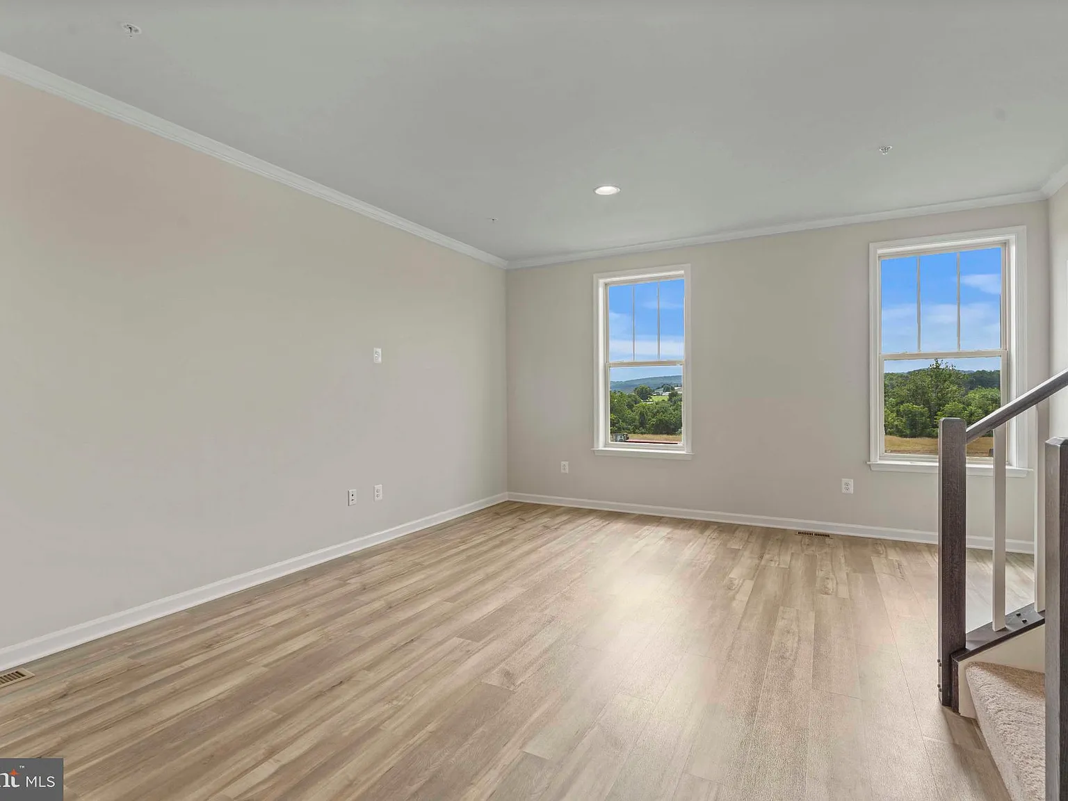 4 bed, 3.5 bath, $2,750 — Photo 3