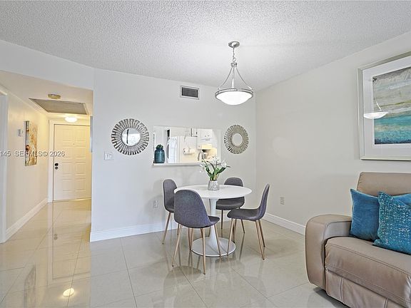3rd image of 1100 Colony Point Cir APT 419