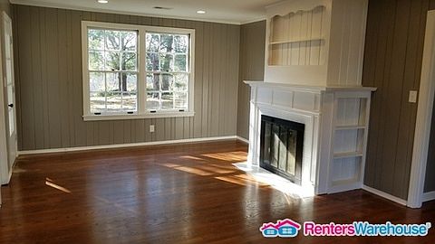 5th image of 2137 Brookview Dr