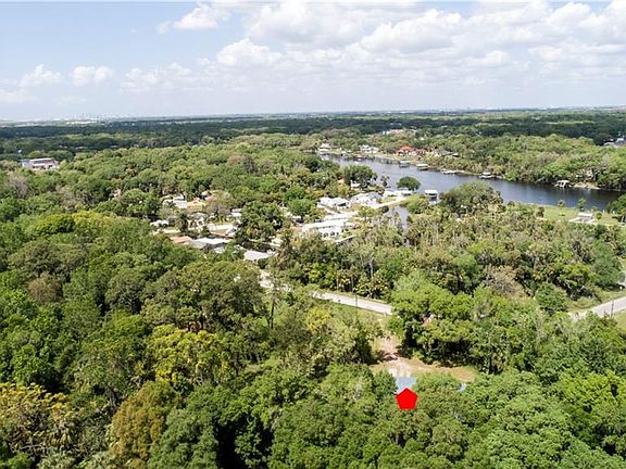 4th image of 11001 Park Dr