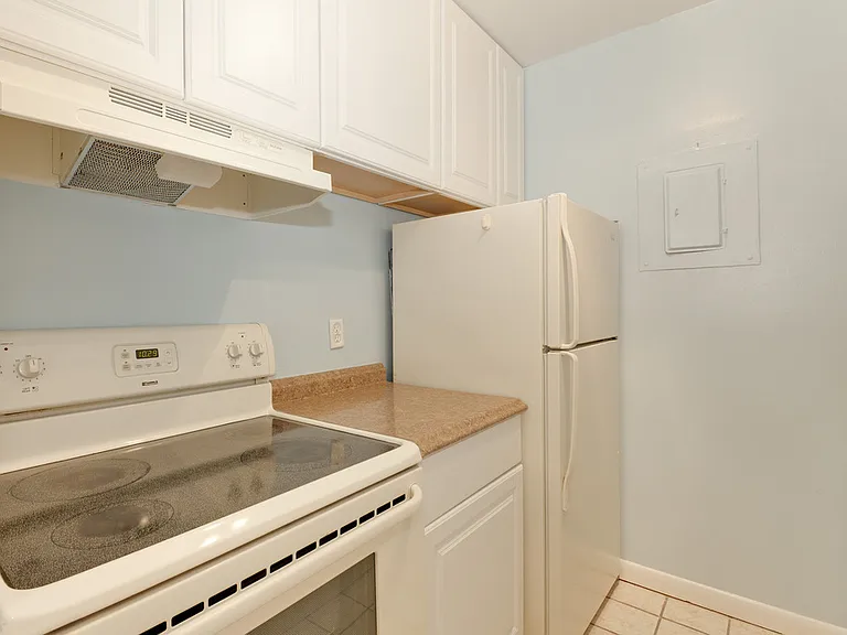 2012 O St NW #25 — Photo 8