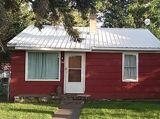 350 W College St, Athena, OR 97813