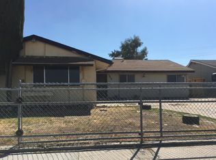 19619 Royal Ln, Lemoore, CA 93245