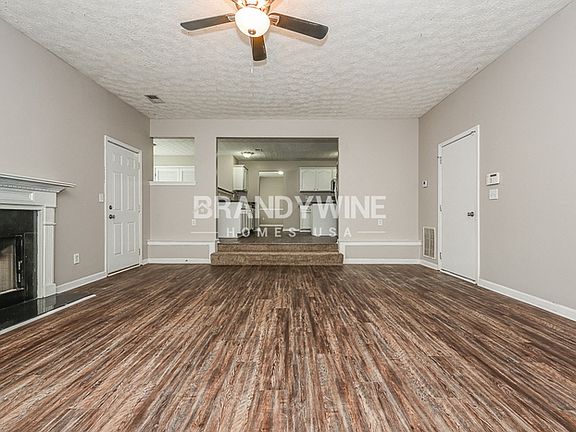 4th image of 1511 Mine Run