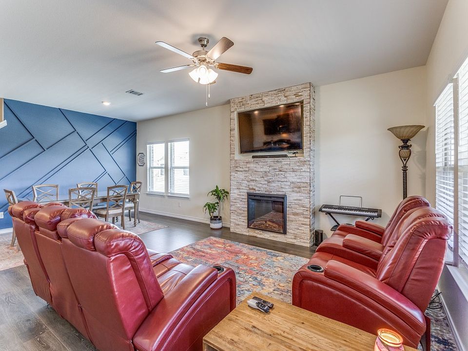 1st image of 601 Auburn Forest Dr