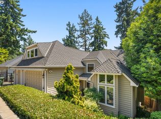 2936 Lakeview Blvd, Lake Oswego, OR 97035