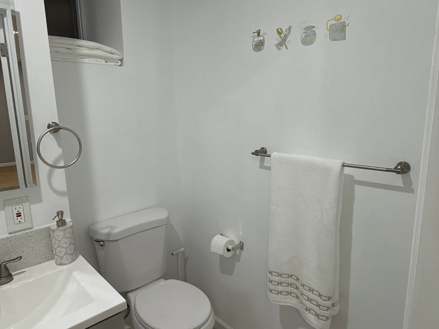 3 bed, 2060 sqft, $3,500 — Photo 4
